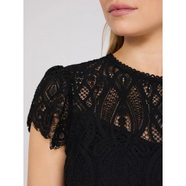 Sweetheart Neckline Top With Scallop Details